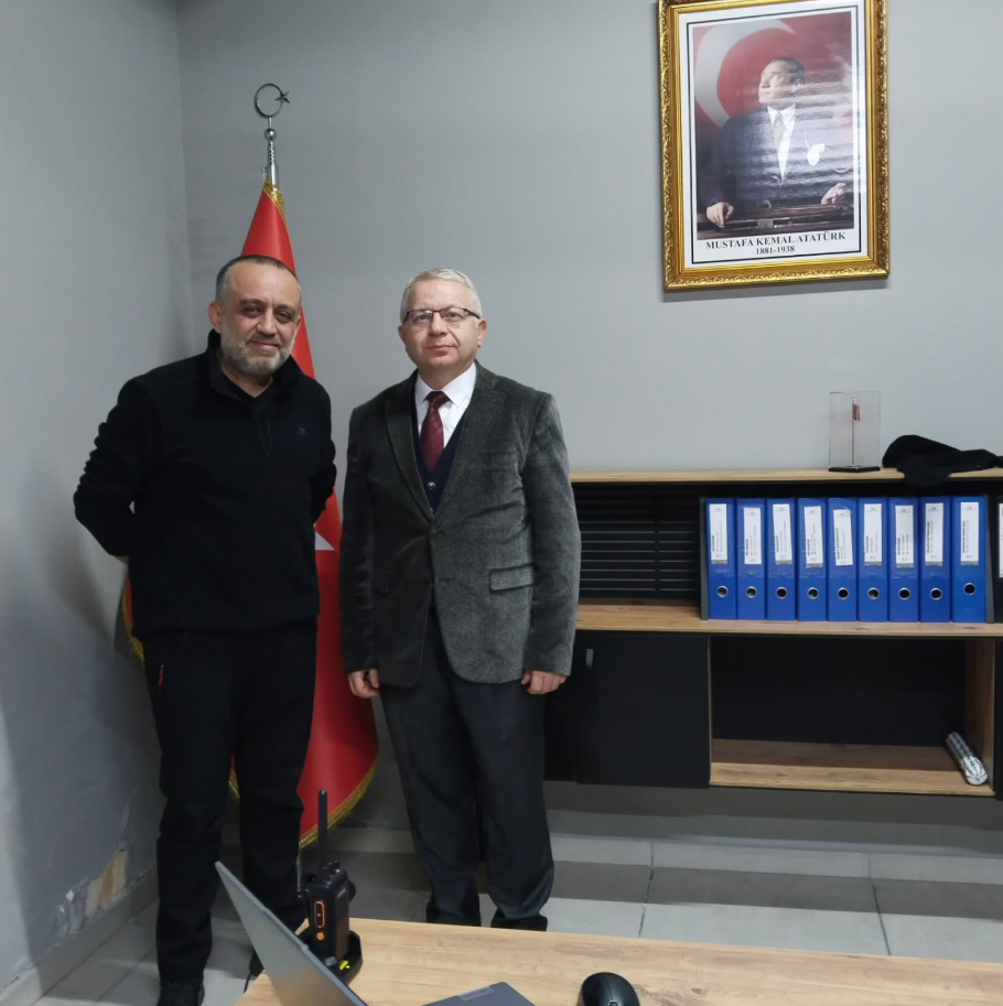 Site Müdürü Sayın Şanser Aral Bey sitesinde ziyaret edilmiştir.