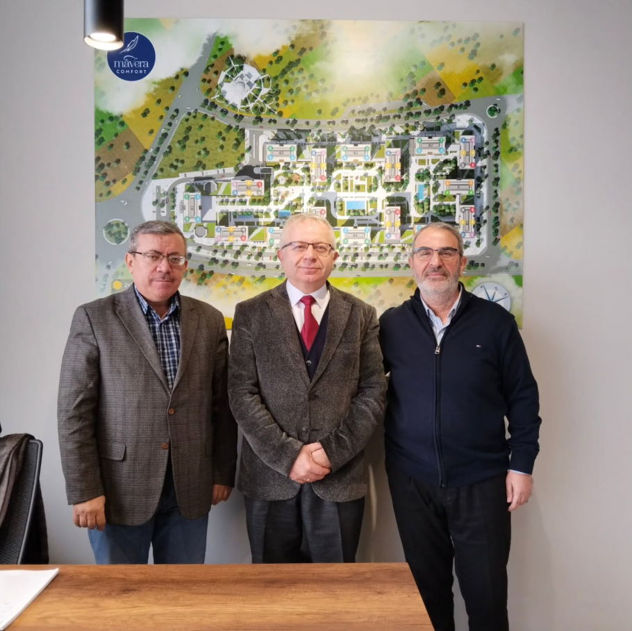 Site Müdürleri Sayın Halil Haktanır ve Hadi Kısacıkoğlu Bey ile verimli bir görüşme yapılmıştır.