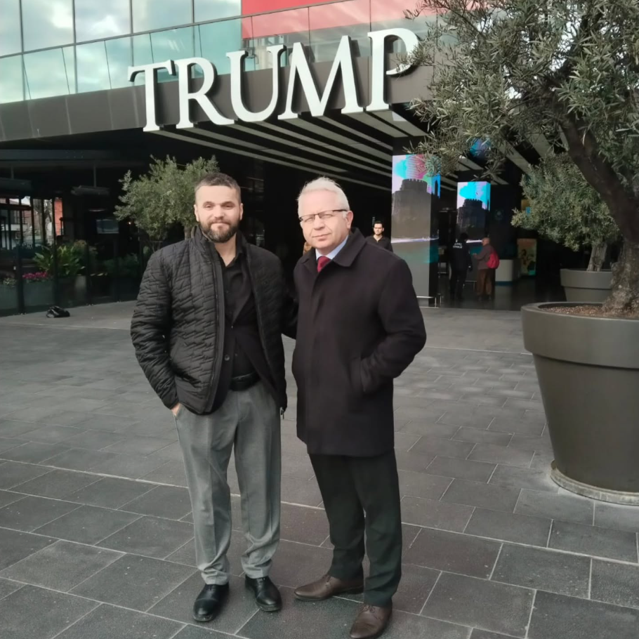 Site Müdürleri Platformu üyesi Sayın Cemil Akgün ile Mecidiyeköy 'de görüşme yapılmıştır.