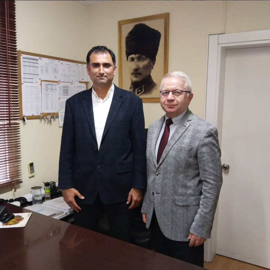 Site Müdürü Sayın Ali İrende Bey sitesinde ziyaret edilmiştir.
