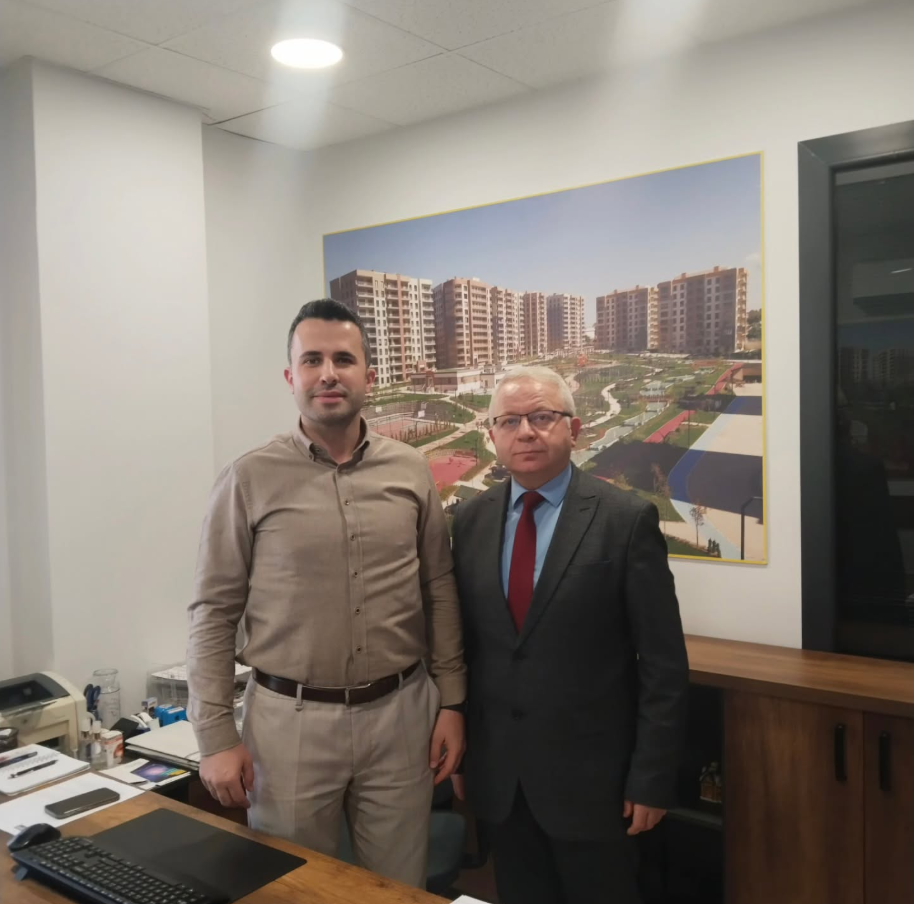 Site Müdürü Sayın Ali Başönderoğlu Bey projesinde ziyaret edilmiştir.