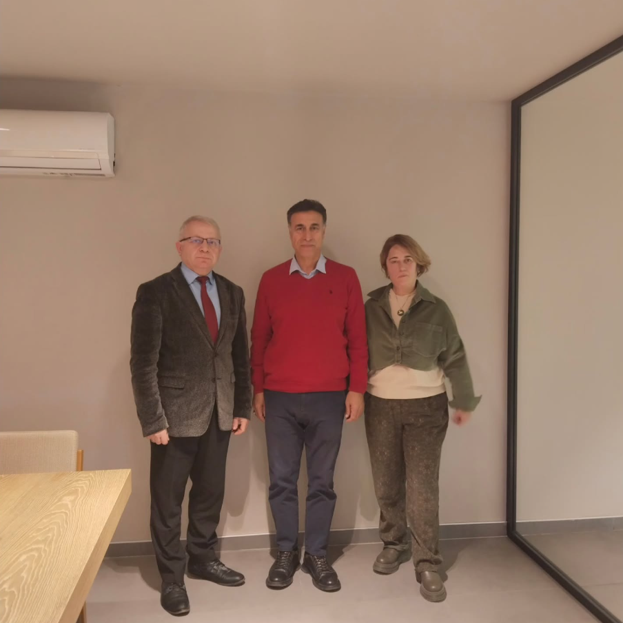 Site Müdürleri Sayın Haluk Saygın Bey ve Selver Akyol Hanım ile görüşme yapılmıştır.