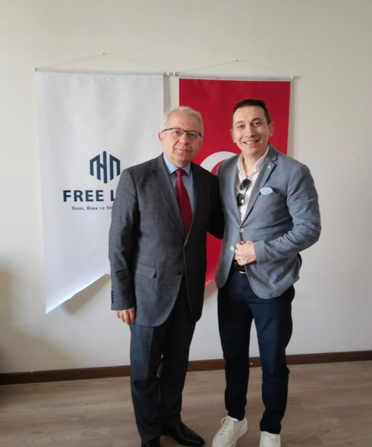 Akbank Kozyatağı Bölge Müdürlüğü, Bölge Bireysel Satış Müdürü Sayın İlker Bayrım Bey ile site yöneticileri ve müdürlerine yönelik bankacılık faaliyetleri kapsamında verimli bir toplantı gerçekleştirdik. 